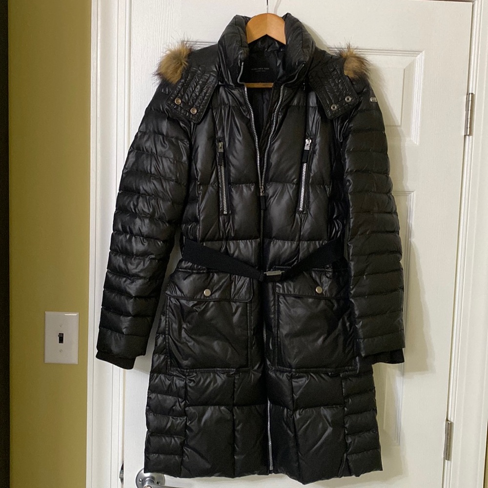 Nice winter slightly above the knee coat /puffer